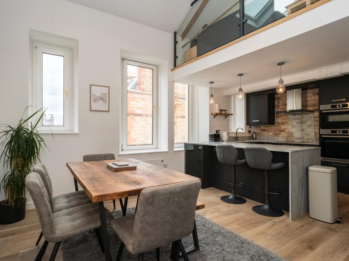 Pass The Keys Stunning 3 Bed Loft Style Apt With Free Parking Edinburgh Luaran gambar