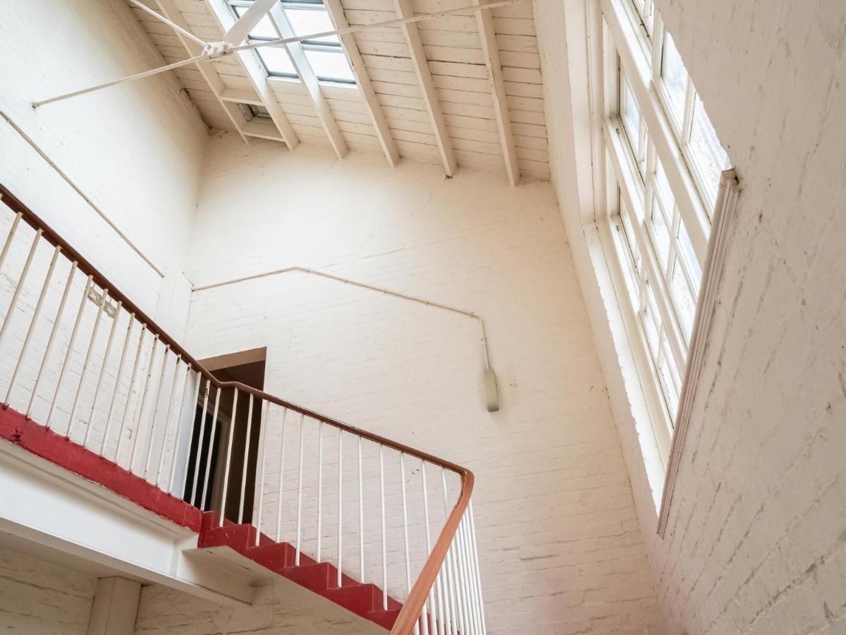 Pass The Keys Stunning 3 Bed Loft Style Apt With Free Parking Edinburgh Luaran gambar